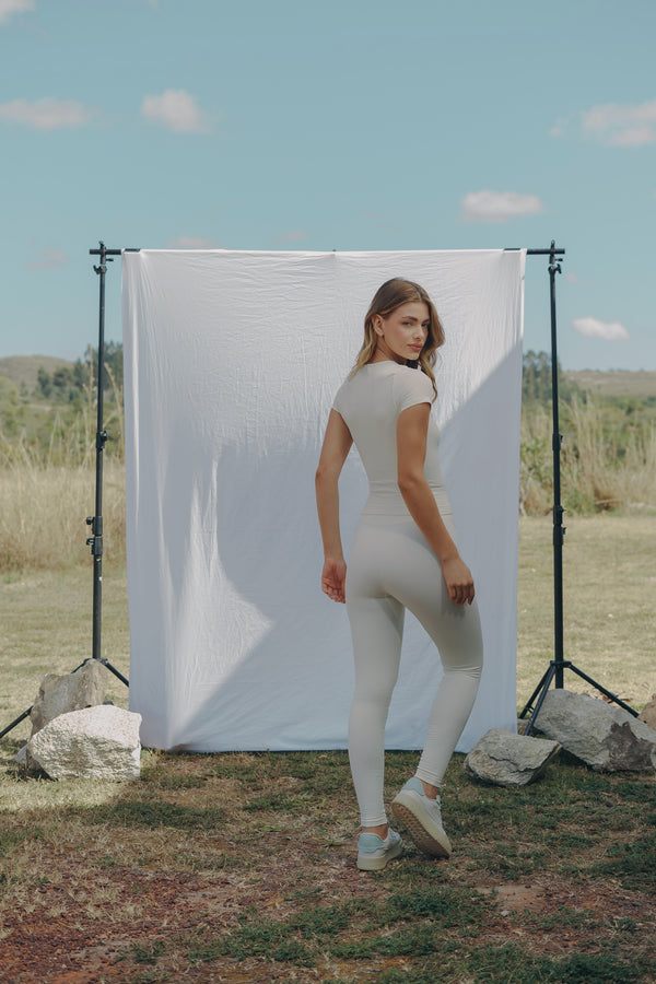 Legging Clay cor Vanilla - Glevis Movement